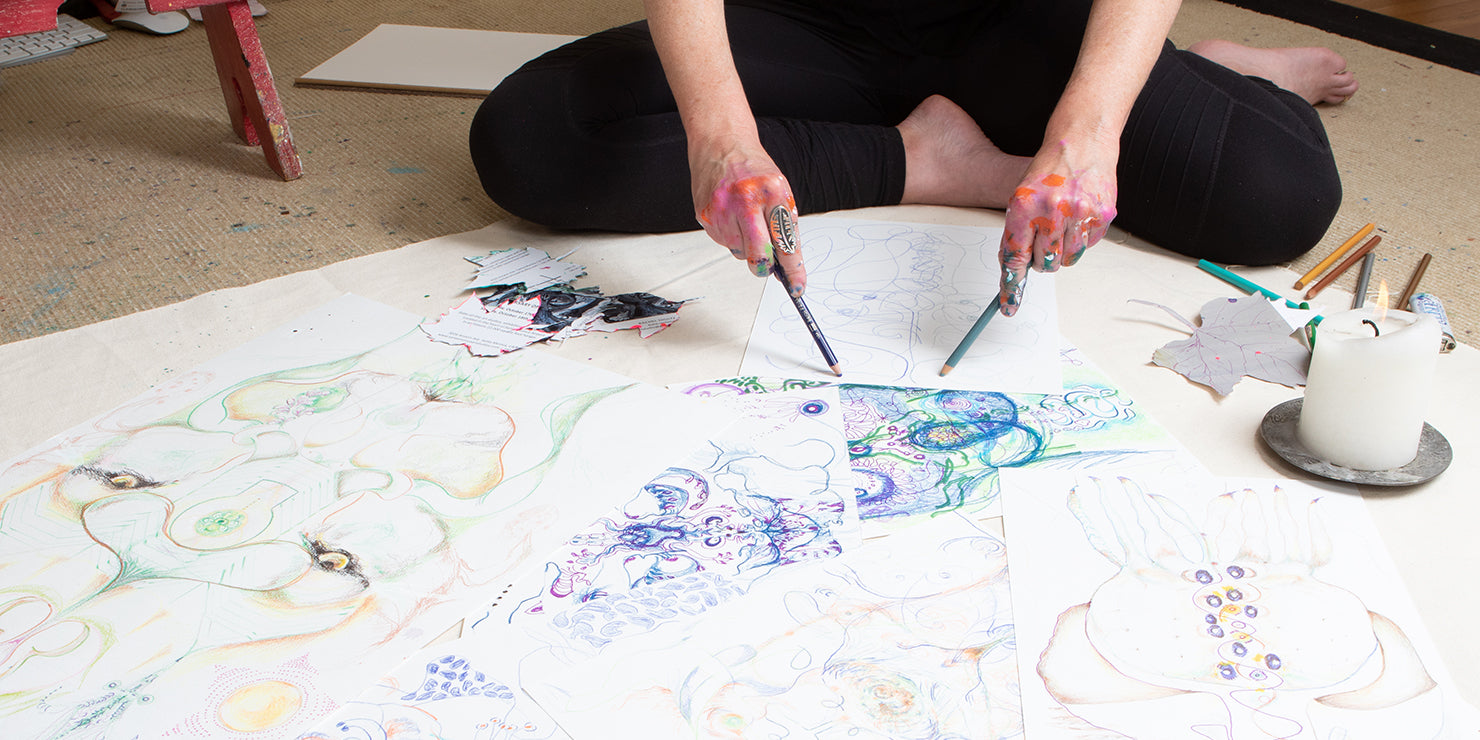 Rachel Shultz sketching during a session of Artful Hour